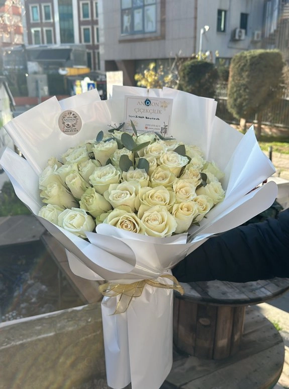 51’Li Beyaz Gül Buketi